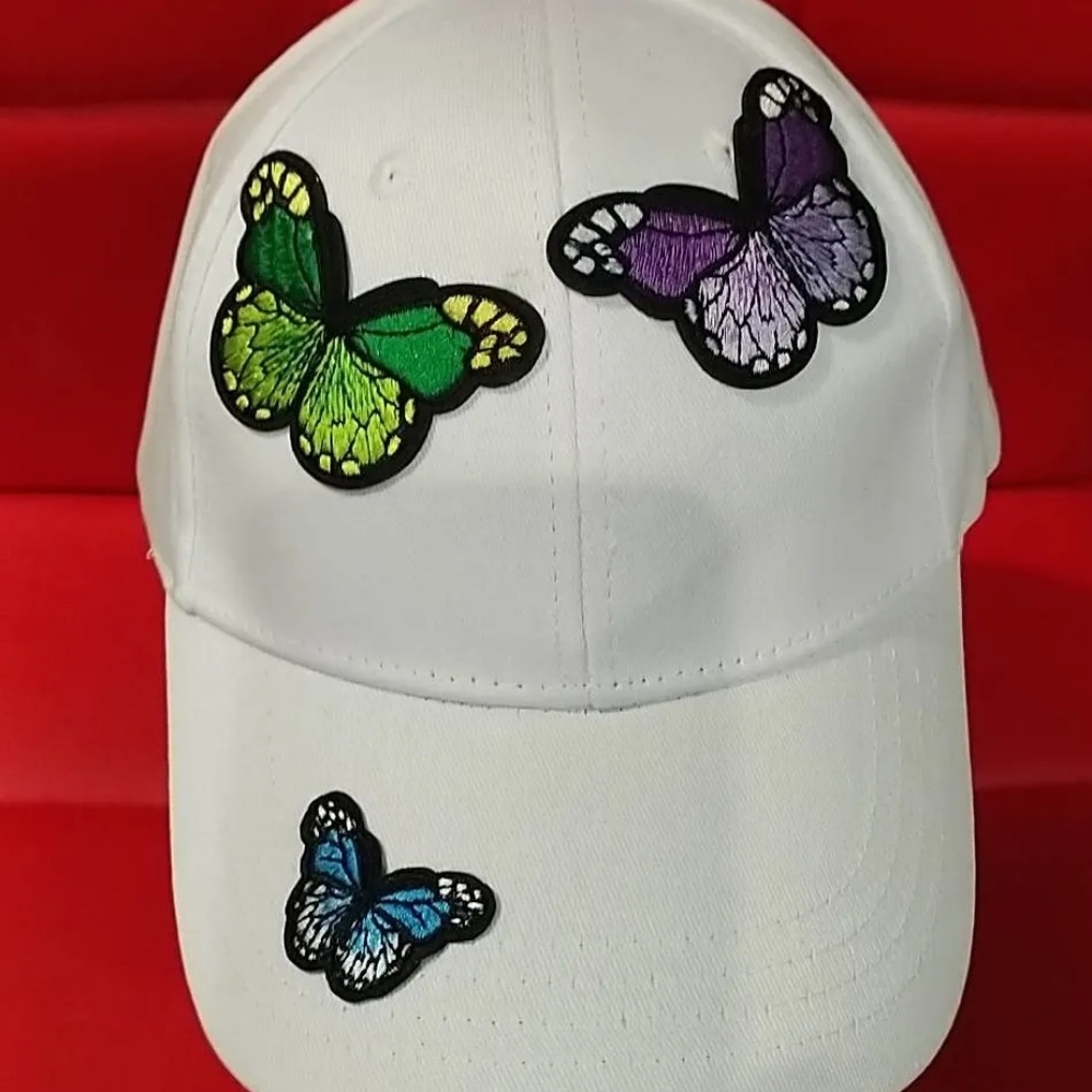 Dani'z Hat'z. Women's White Pure cotton hat. Hat created by me.